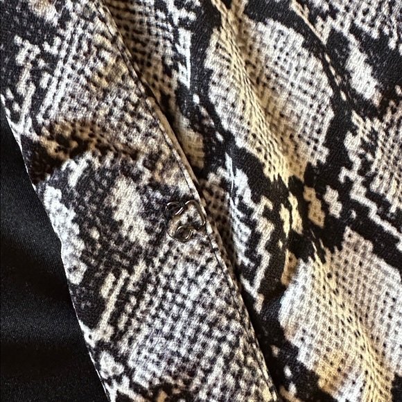 NYCC Snakeskin Print Blazer XL - Picture 9 of 9